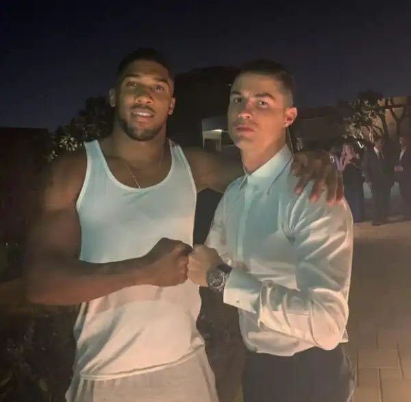 Anthony Joshua Pictured With Cristiano Ronaldo